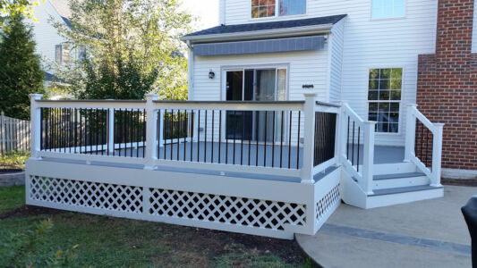 The new deck is finished!